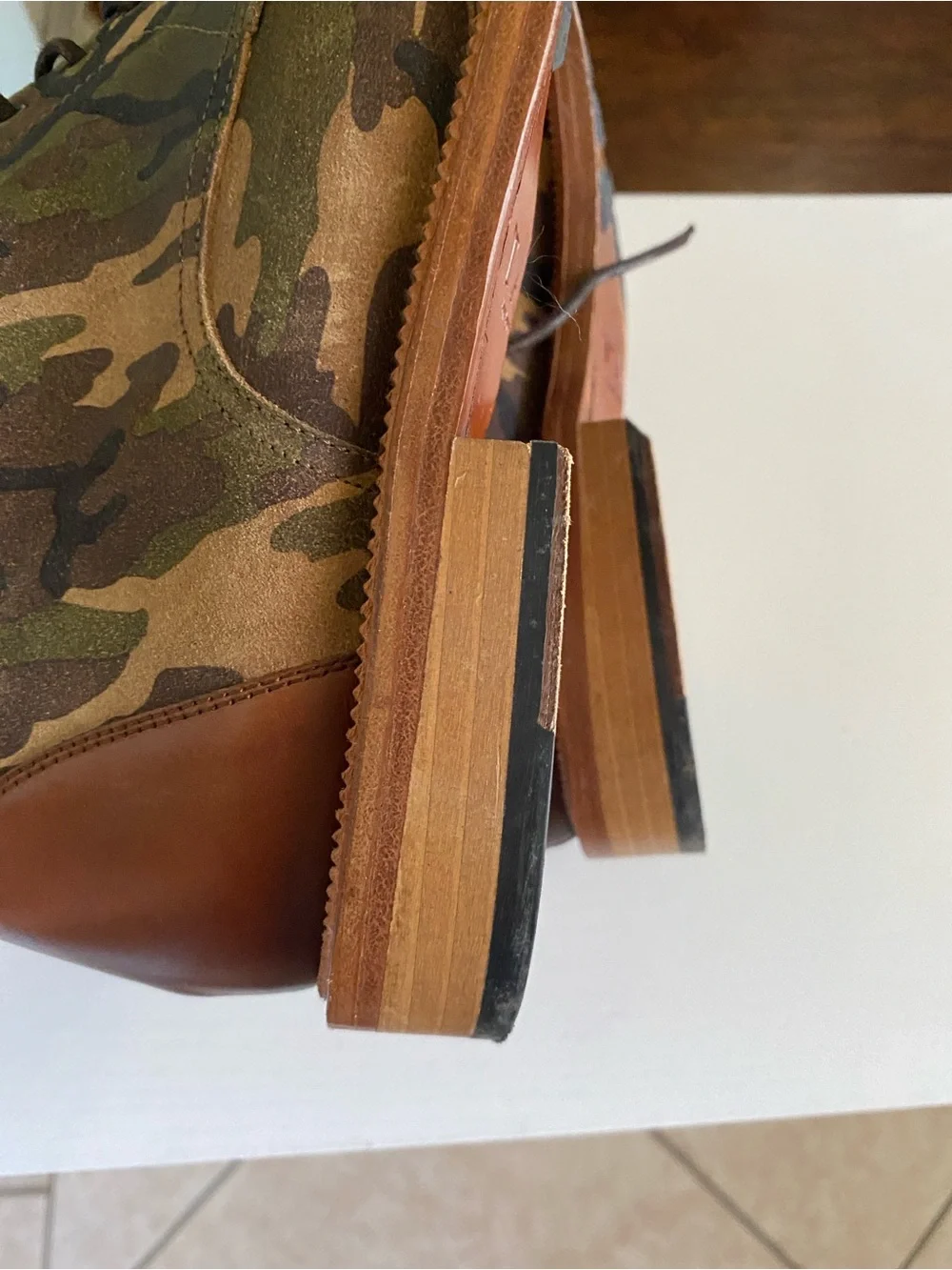 Taft Troy Boots in a camouflage fabric  size 10